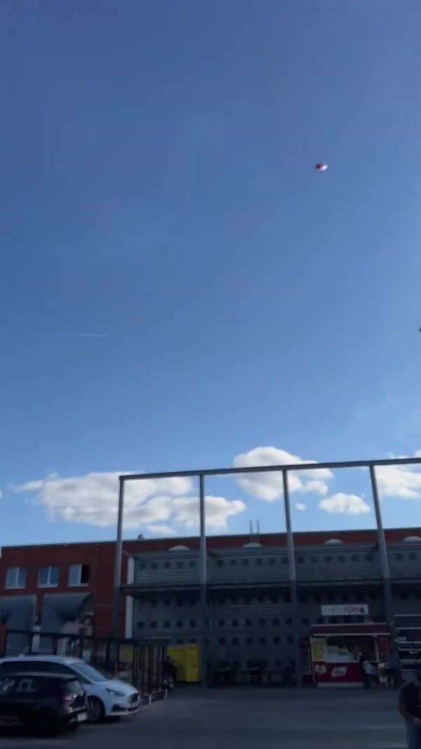 Kaufland Sports Drink Crashes at Parking Lot