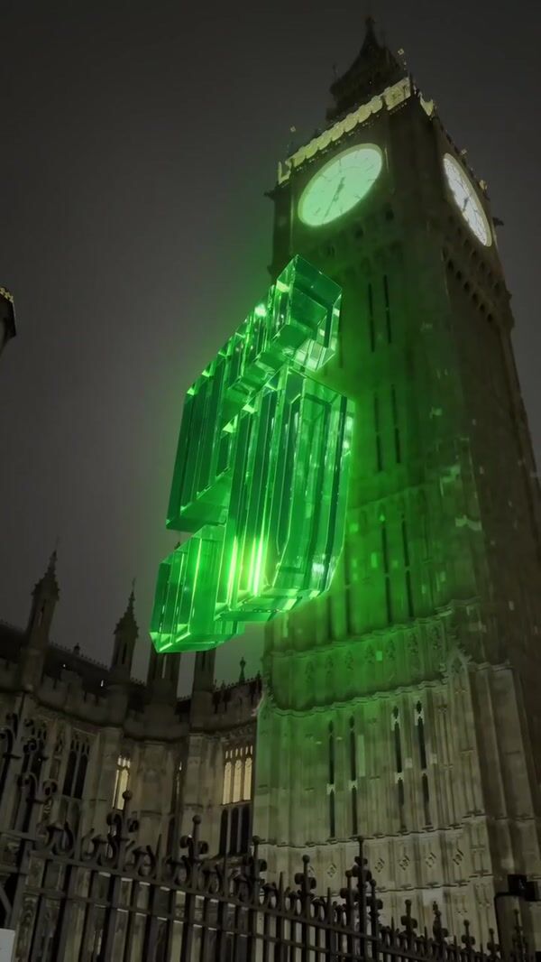 Renault Giant Green Number 5 Lights Up Big Ben