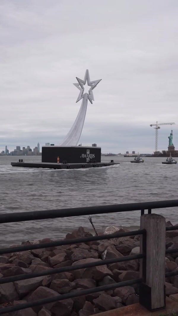 BET Trophy Replacing Statue of Liberty