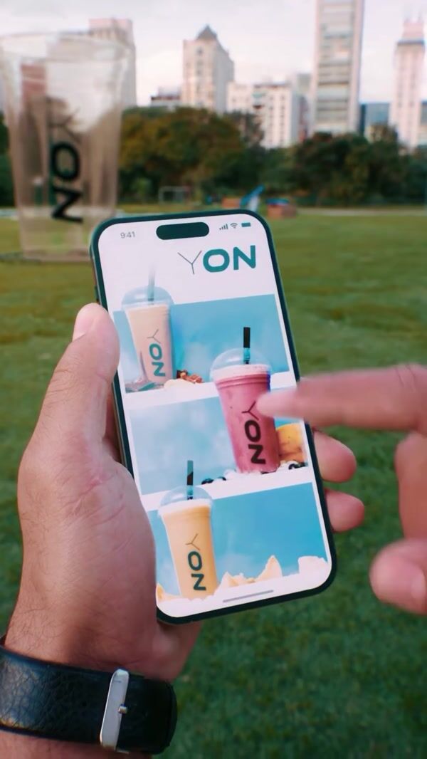 Yon Health Giant Smoothie in Park