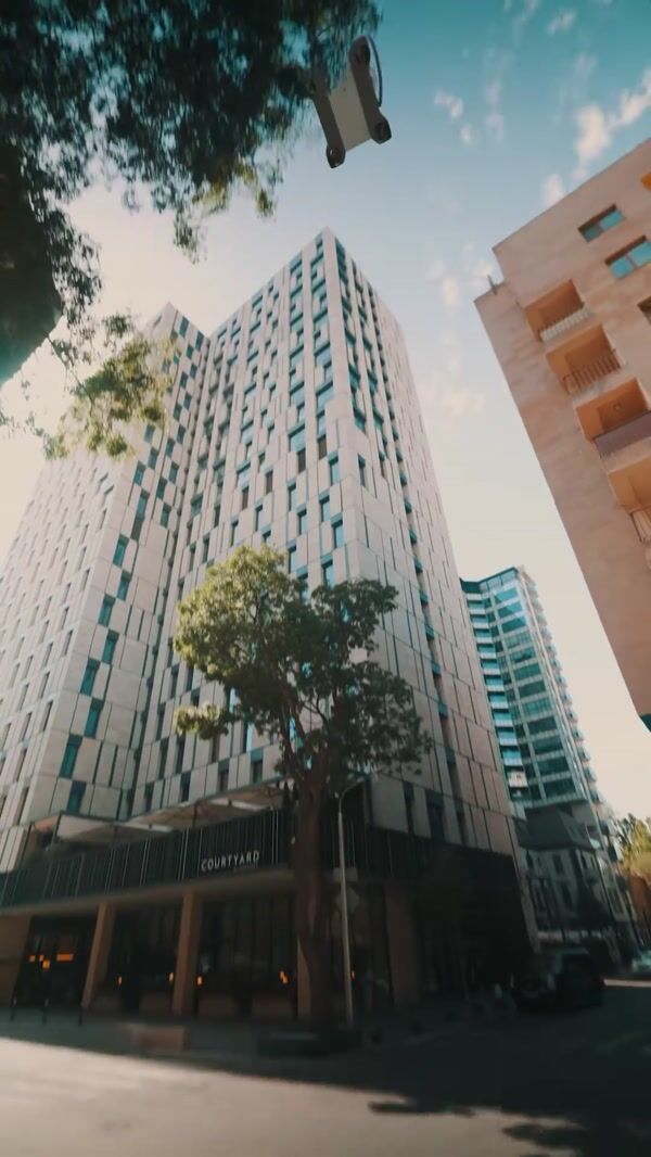 Kostanyan Skin Device Rejuvenates Building