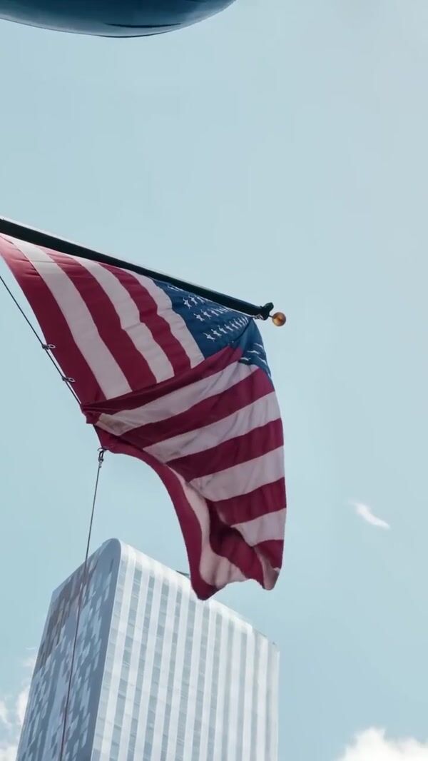 Paris Saint-Germain Airship Floats Above Statue of Liberty
