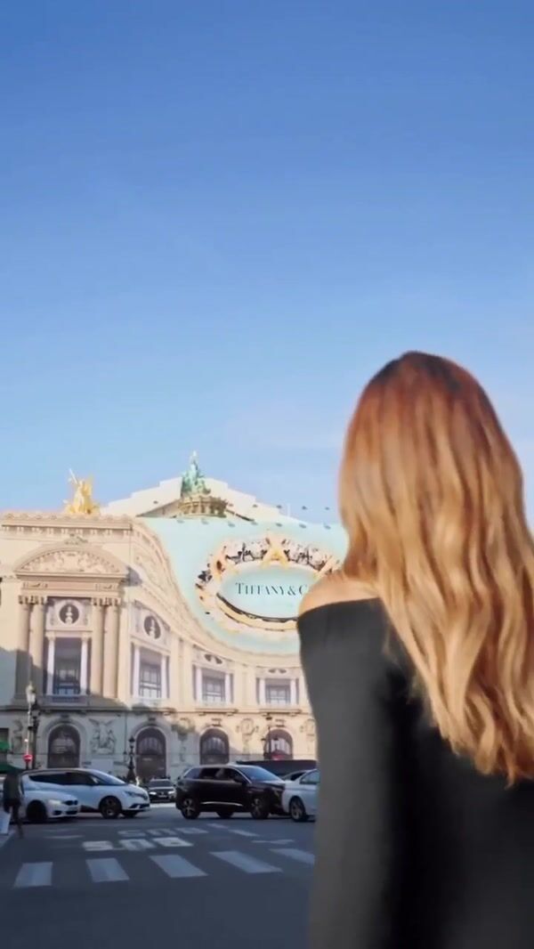 Tiffany & Co Ring Grabbed from Billboard
