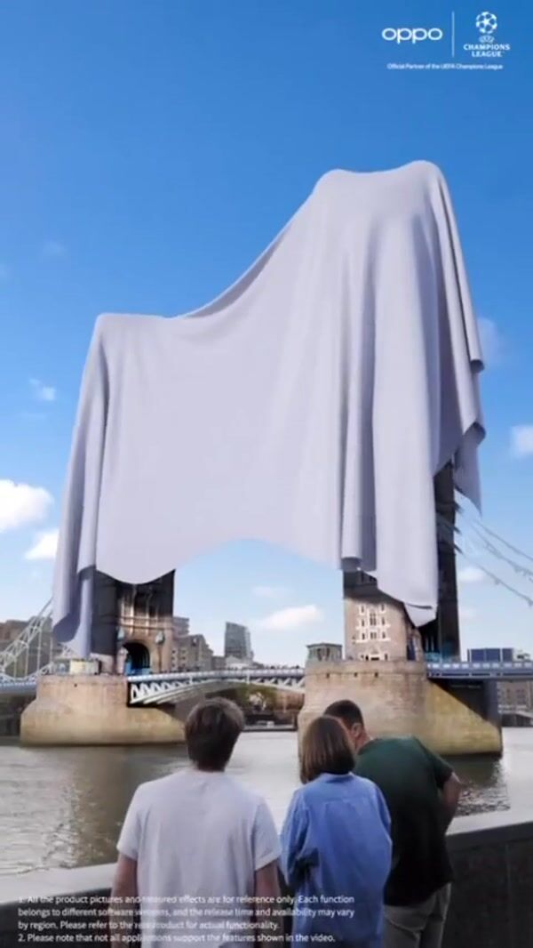 Oppo Phone and Trophy Unveil at Tower Bridge
