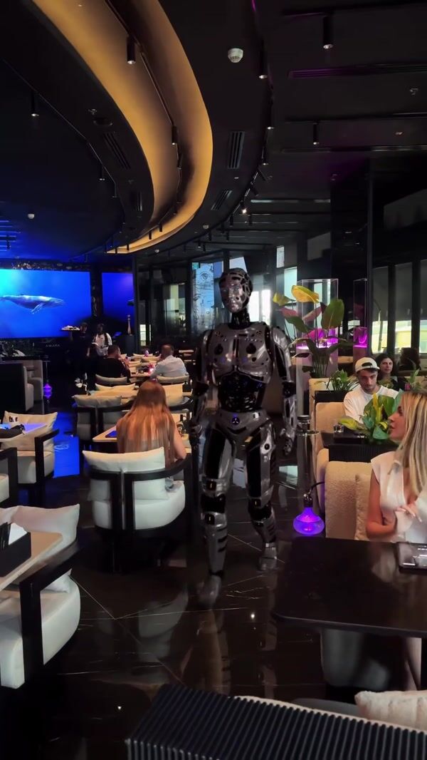 Amaya Dubai Robot Waiter with Hologram Menu