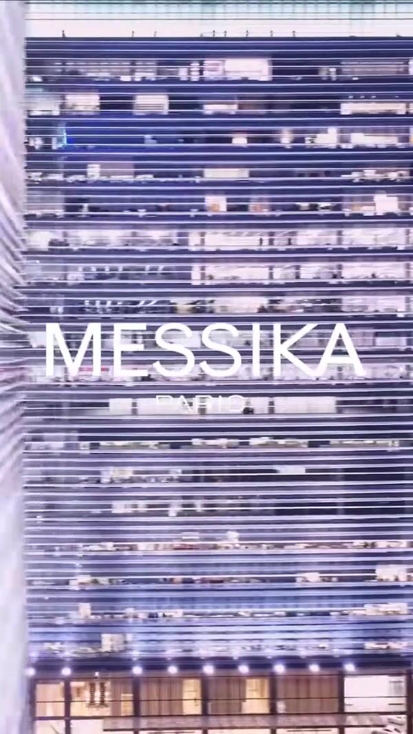 Messika Golden Chain Bracelet Skyscraper