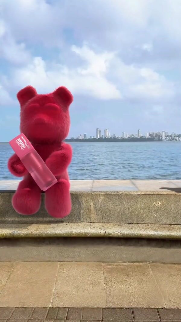 Maybelline Teddy Bears Holding Lip Tint