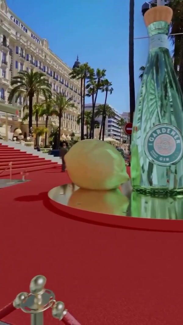 The Gardener Giant Gin Bottle and Lemon in Cannes