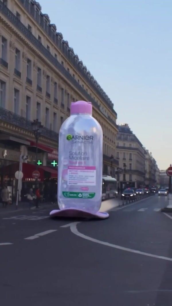 Garnier Cleansing Water Cleans the Streets