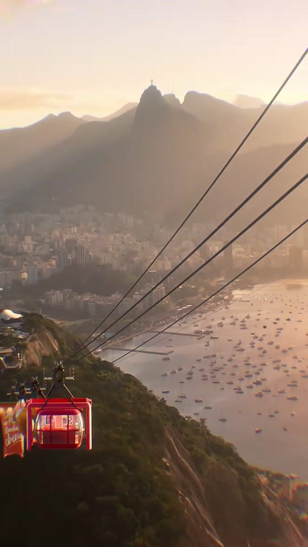 L'Occitane Pop-Up Store Travels by Cable Car