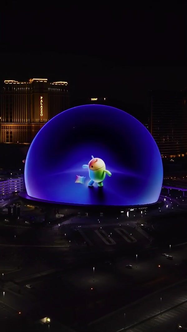 Android Bot Moves Through VR Worlds