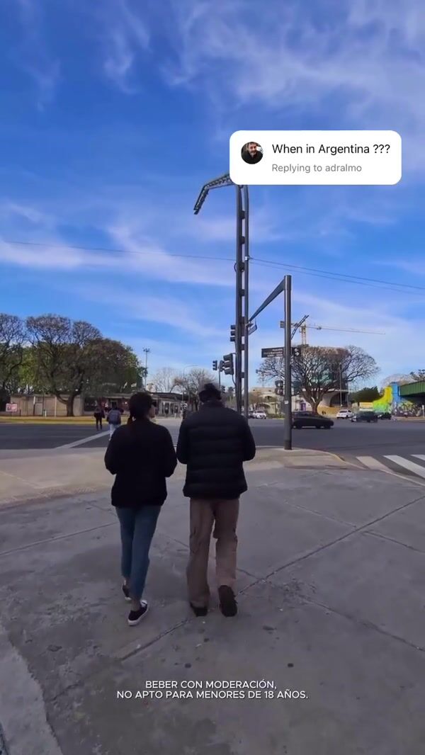 Johnnie Walker Walks in the Streets of Argentina