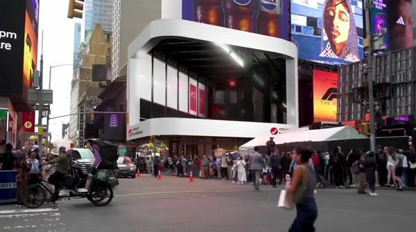 TurboTax Subway Train Extends Beyond Billboard