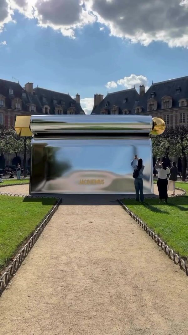 Jacquemus Silver Clutch Bag Installation in Paris
