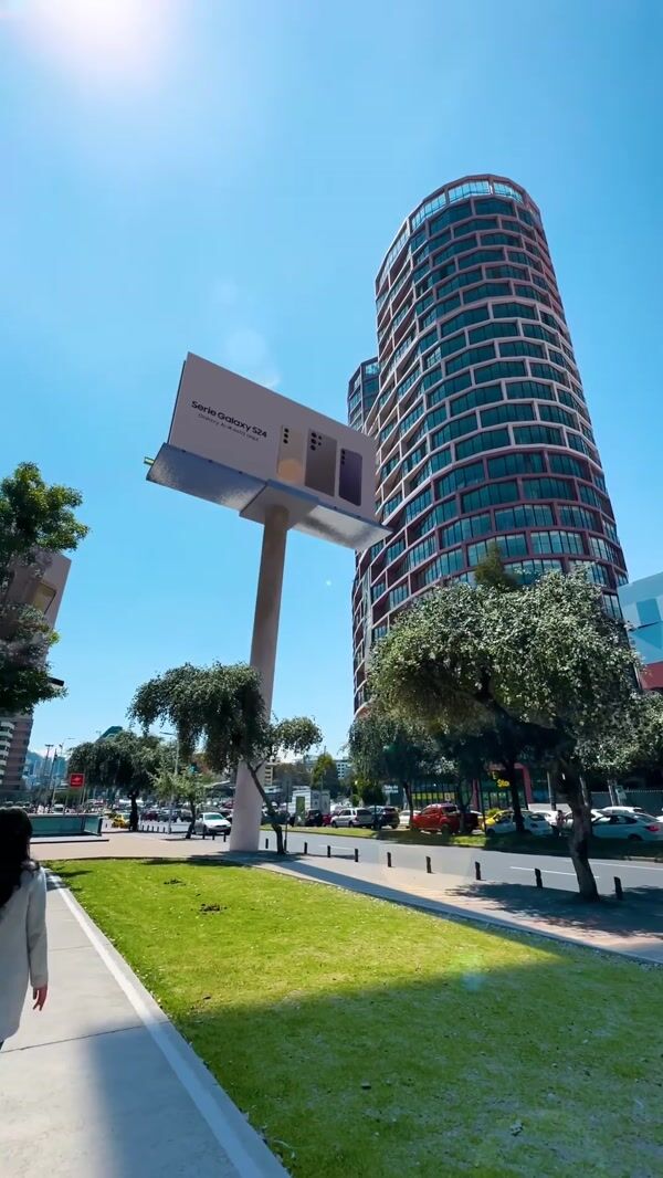 Samsung Galaxy Phone and Stylus Emerge from Billboards