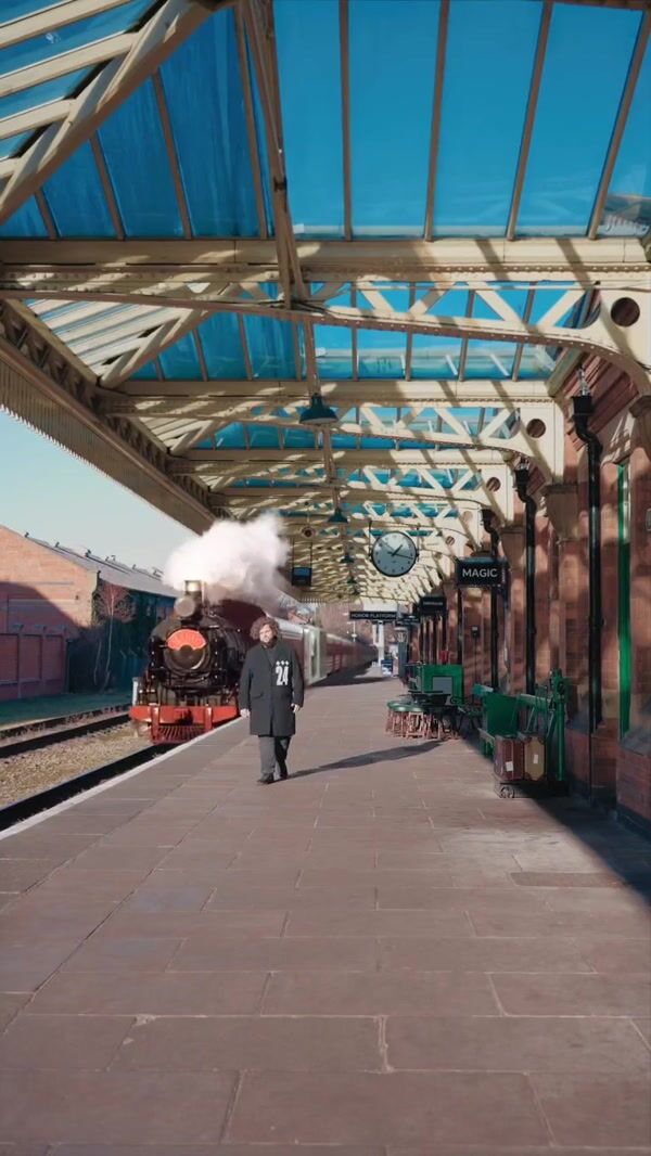 Honor Smartphone Mounted on Steam Locomotive