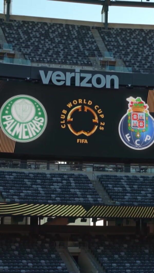 FC Porto 3D Logo Emerges Behind Stadium
