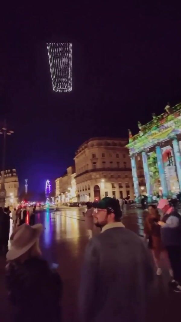 Quoifaireabordeaux New Year Drone Show at Plaza