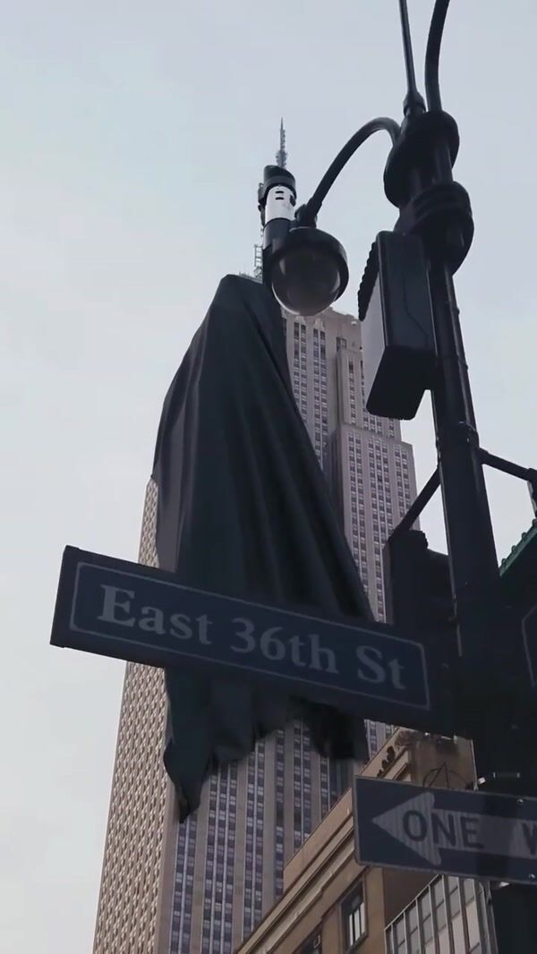 Empire State Building Giant Lightsaber and Dark Lord's Cape Display