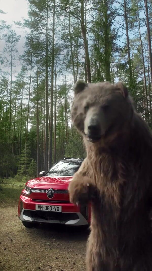 Citroën Grizzly Bear Makes a Vlog in the Forest