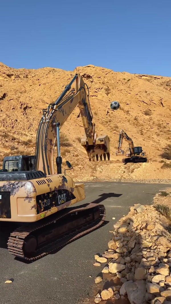 Automax Excavators Play Football