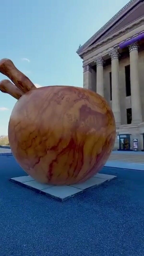 Lilly Fine Craft Giant Sculpture in Front of Museum