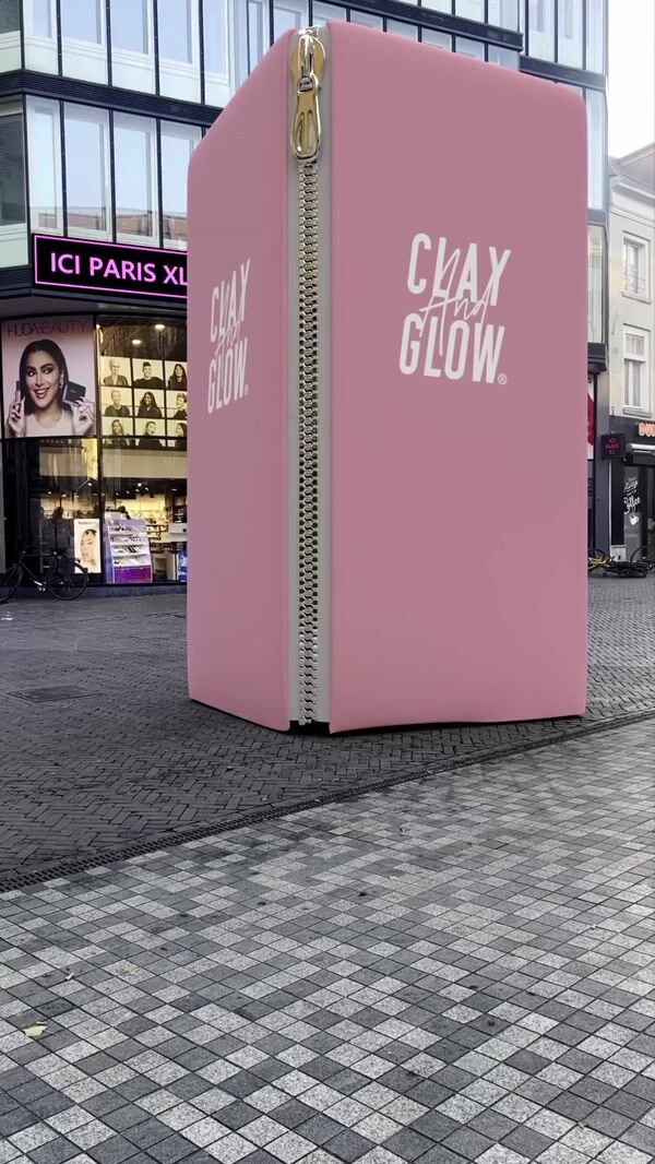 Clay and Glow Case Unzips Beauty Products on Street
