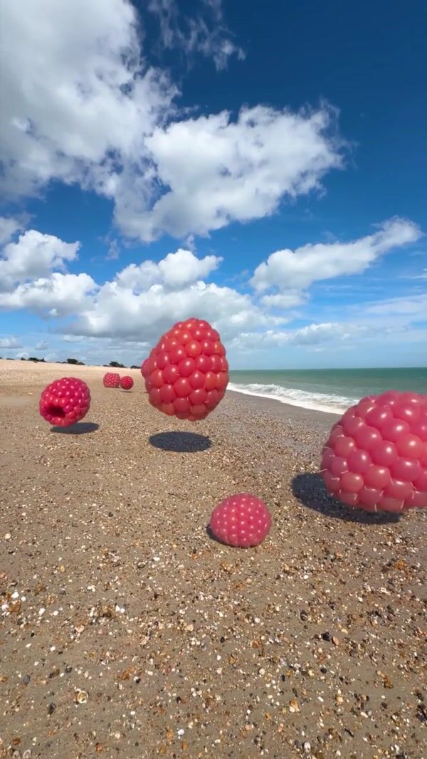Jo Malone Giant Raspberries Roll at Shore
