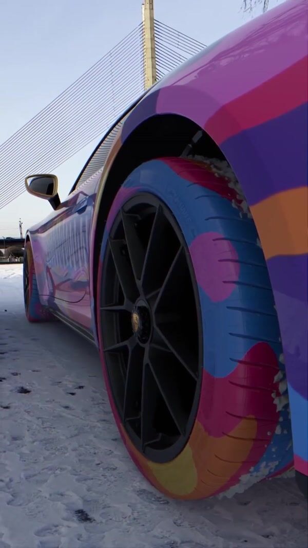 Porsche Drift Art in Snow