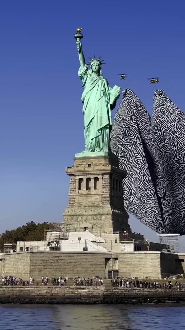IKEA Statue of Liberty Wrapped With Comforter