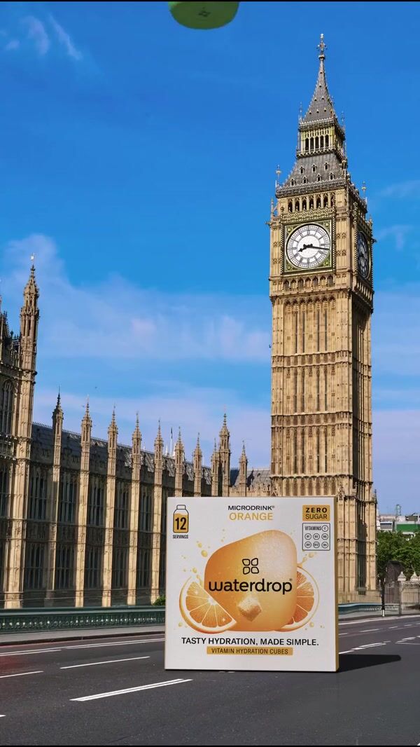 Waterdrop Water Bottle Delivery at Big Ben