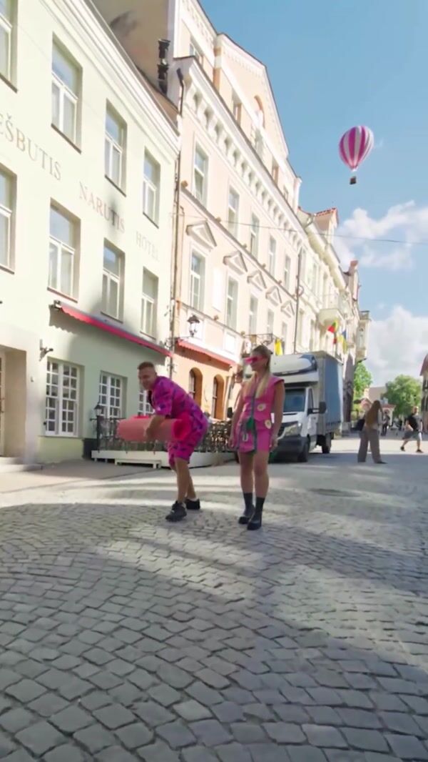 Go Vilnius Pink Carpet Transforms to Inflatable Slide