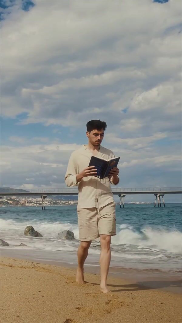 Editorial Planeta Sand Castle Reveals Giant Books