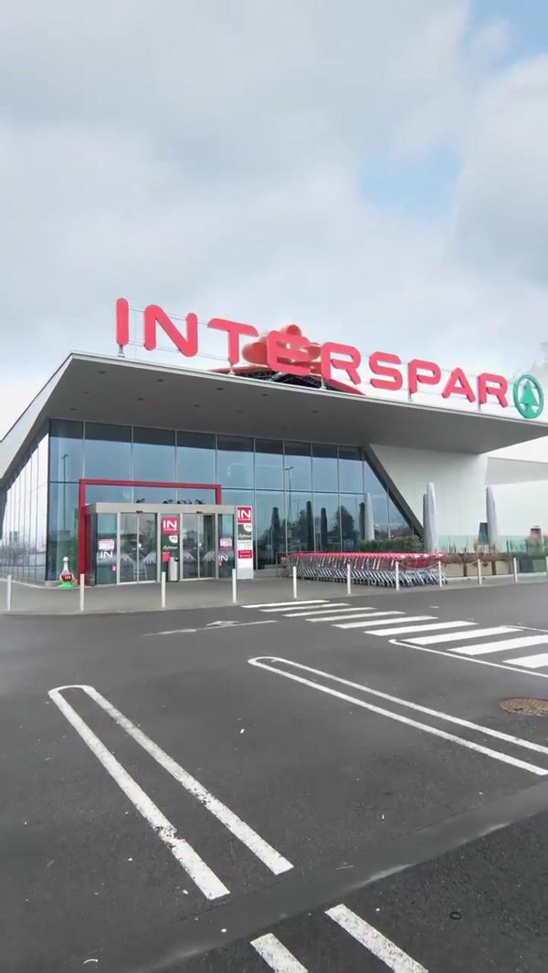 Interspar Balloons Released Out of Open Roof