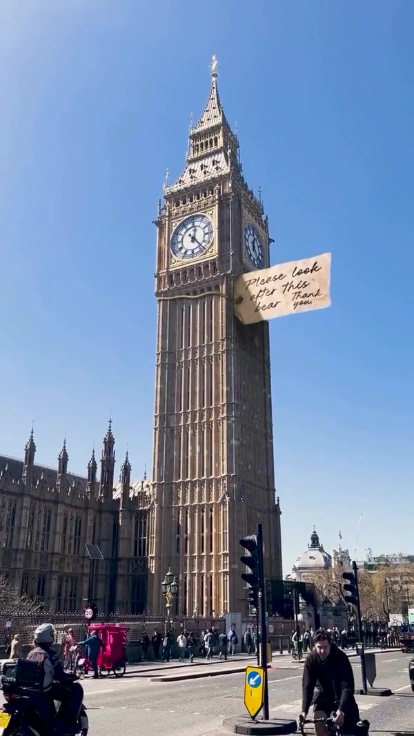 Paddington Musical Massive Handwritten Note on Big Ben