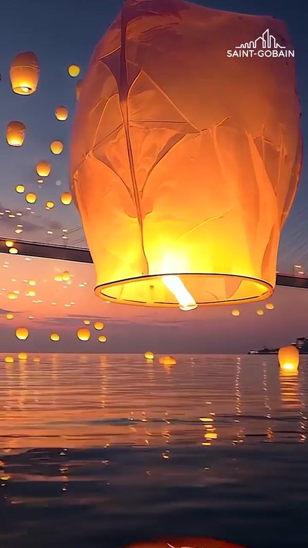 Saint-Gobain Sky Lanterns Form "360"