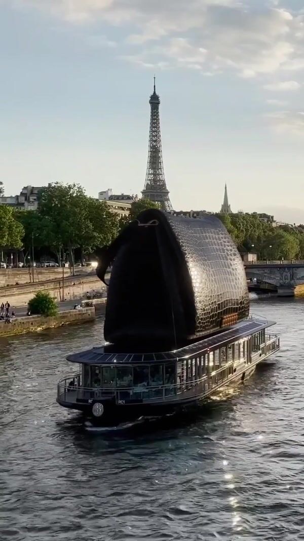 Victoria Beckham Black Bag On River Cruise in Paris