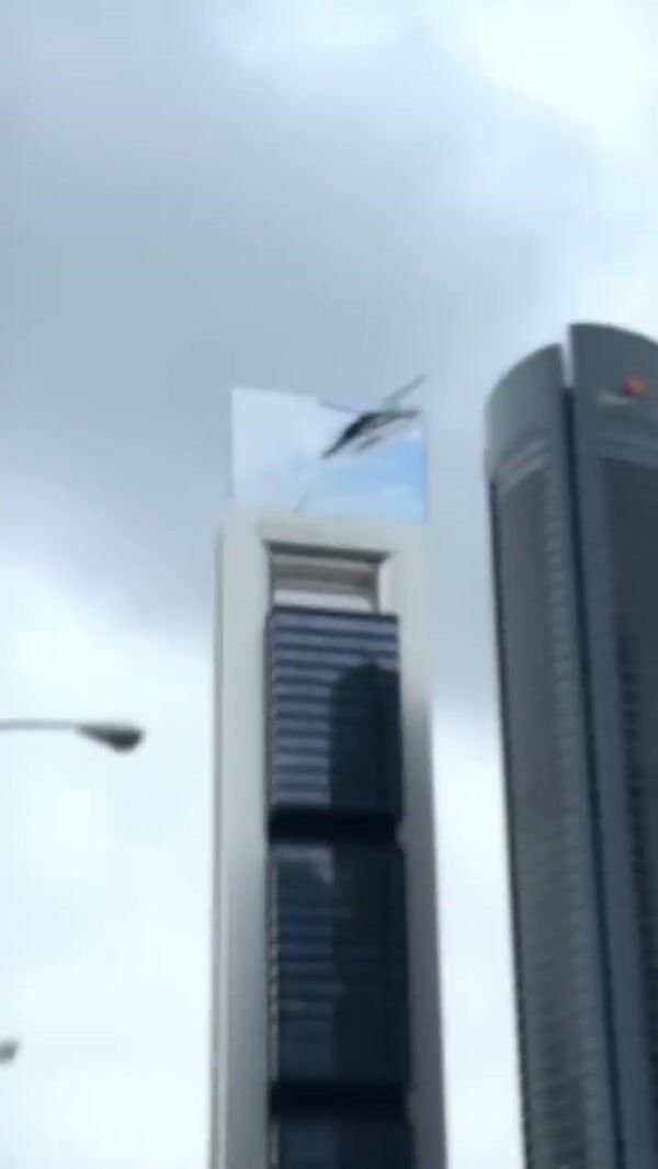 Haier Helicopter Lifts TV Dropping Tennis Balls