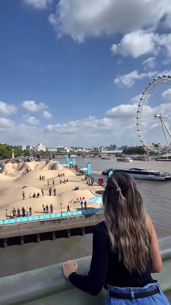 TUI Musement Sand Dunes on the Thames