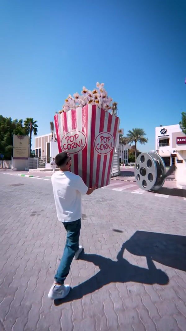 Iranian Club Dubai Oversized Popcorn