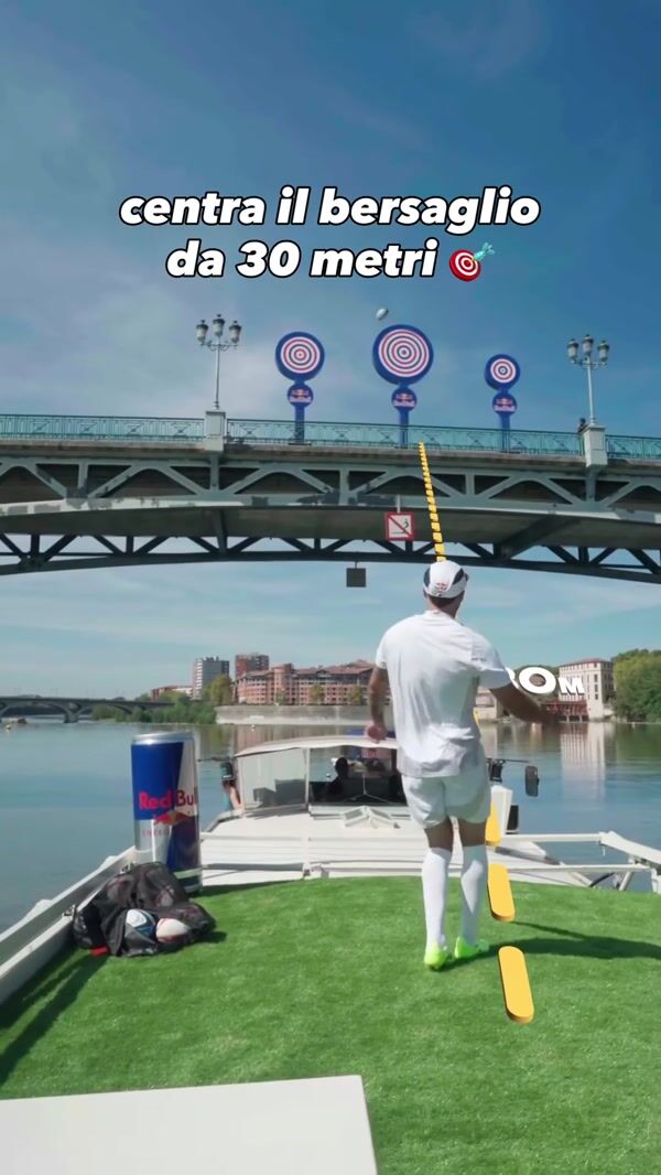 Red Bull Targets on Ponte de São João