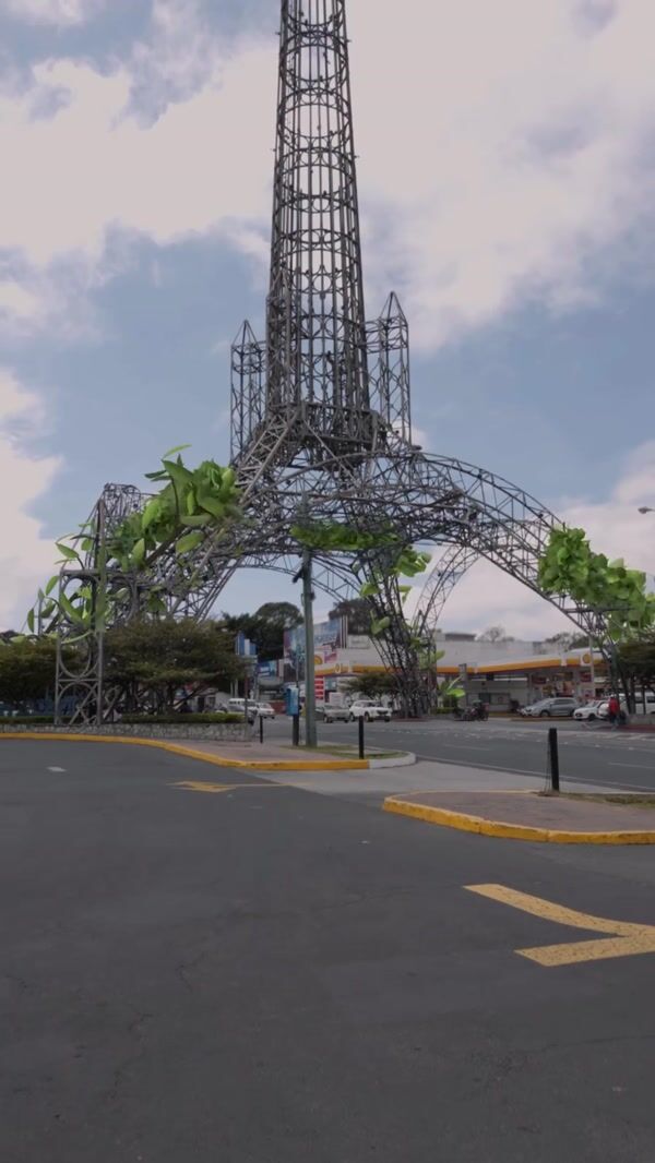 Quezalteca Giant Guanaba Bottle Drops from Tower