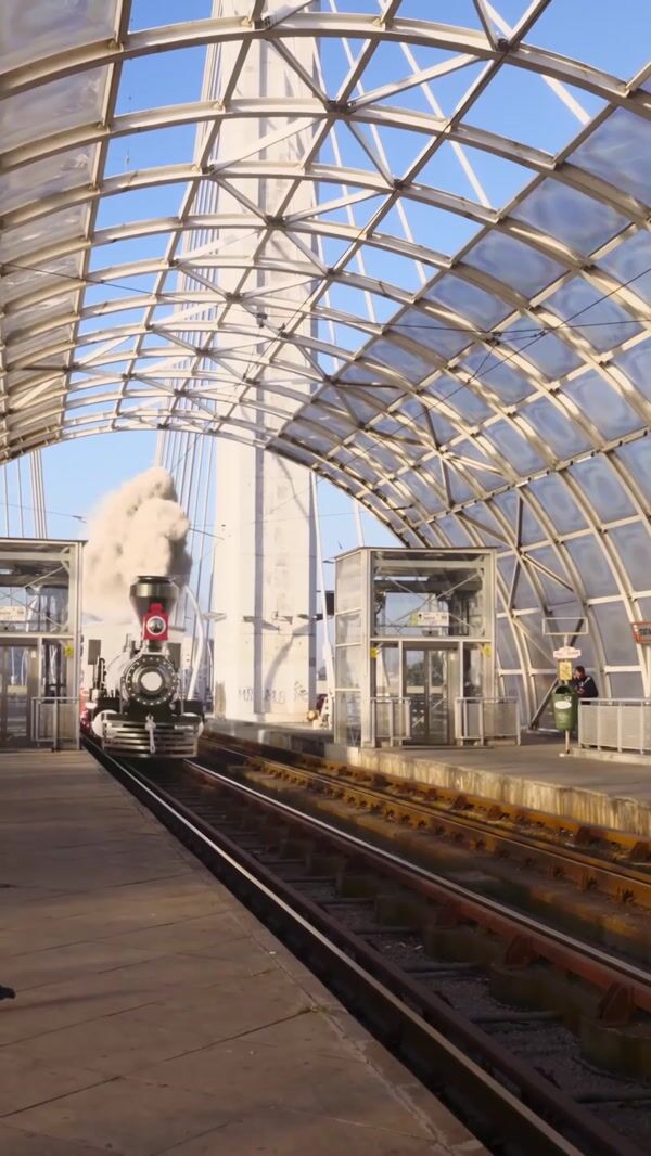 Sephora Train Drops Gifts at Station