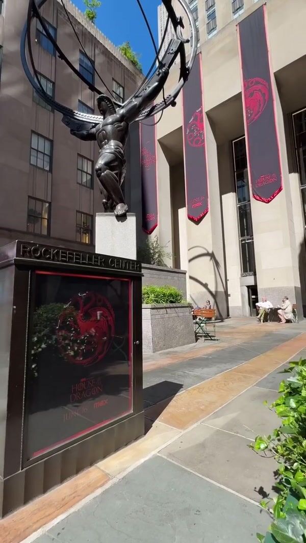 Game of Thrones Banners at Rockefeller Center
