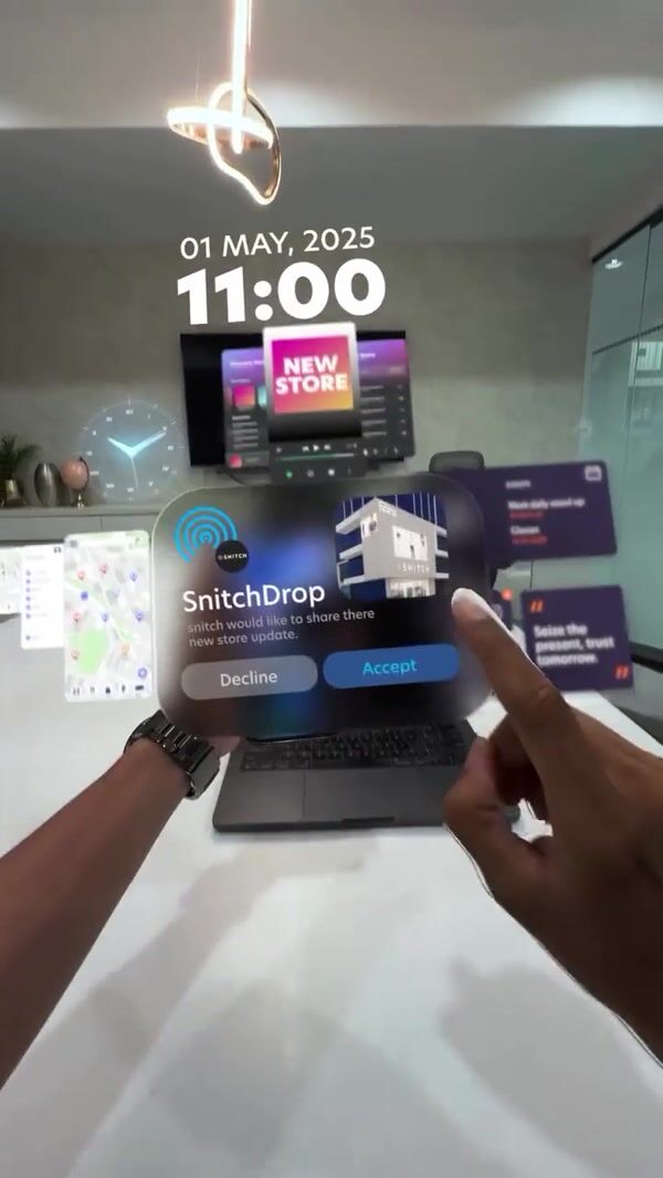 Snitch Hologram Screen Selection from Phone