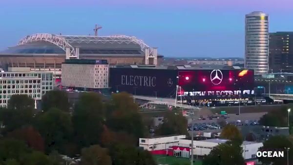 Mercedes-Benz Red Carpet Car Entrance
