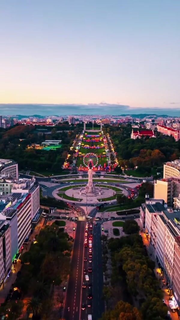 Wonderland Lisboa City Lights Spectacle