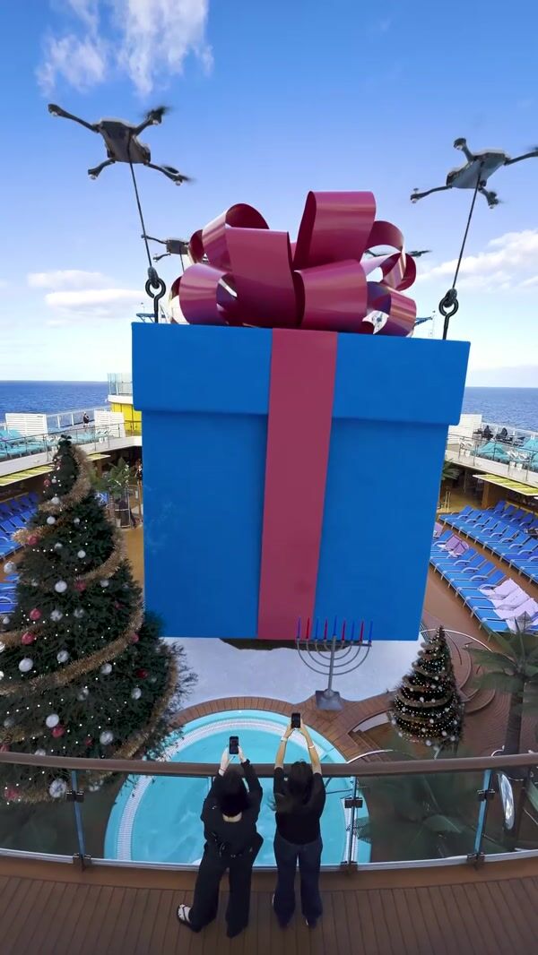 Carnival Cruise Sandcastle Unboxing at Ship