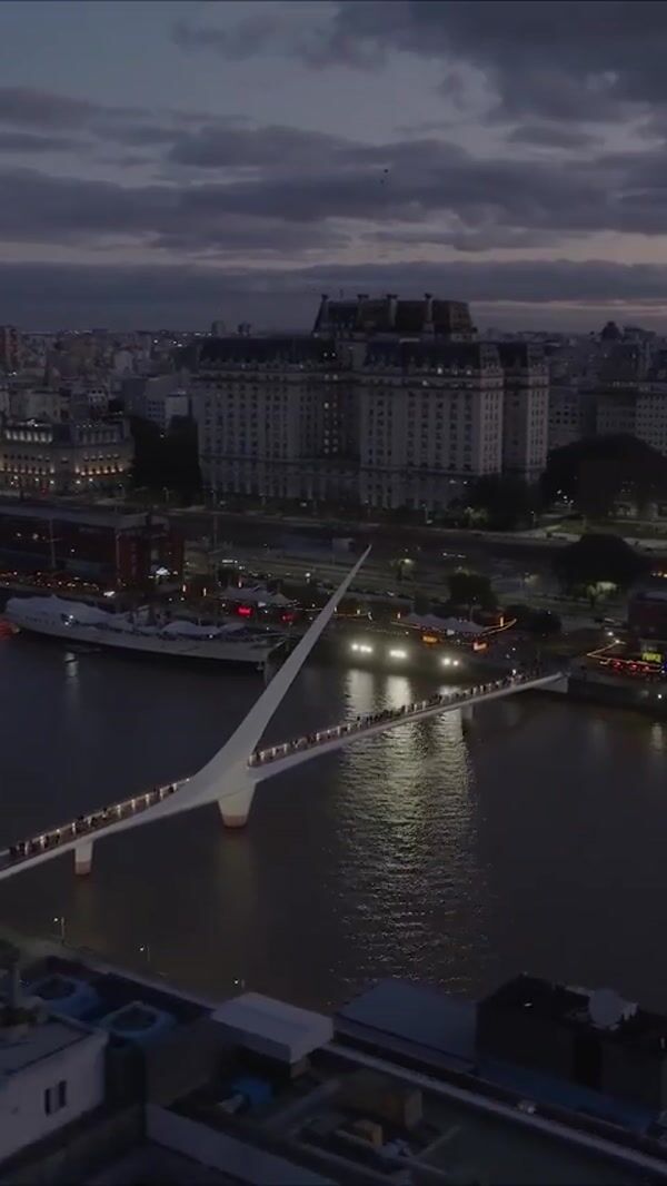 Samsung Giant Phone Unfolds on Puente de la Mujer