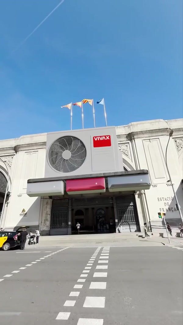 Vivax Giant AC Unit on Estació de França Facade